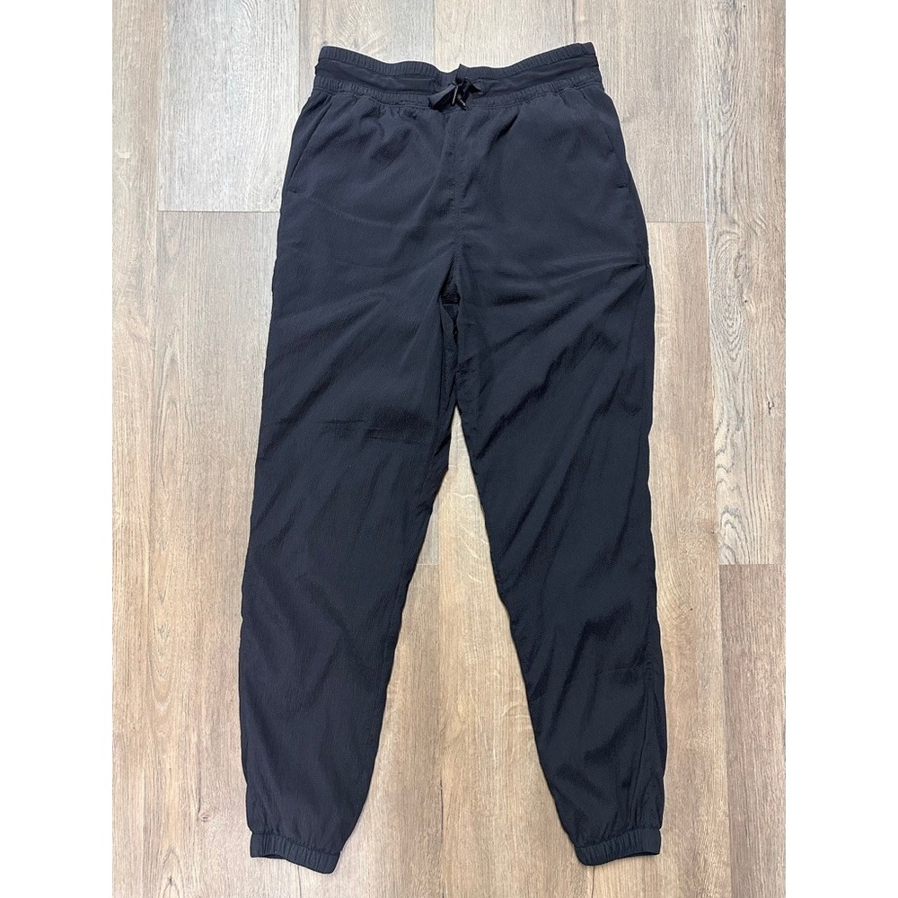 Lululemon Beyond the Studio Jogger Black Textured Swift Fabric Pants Size 4